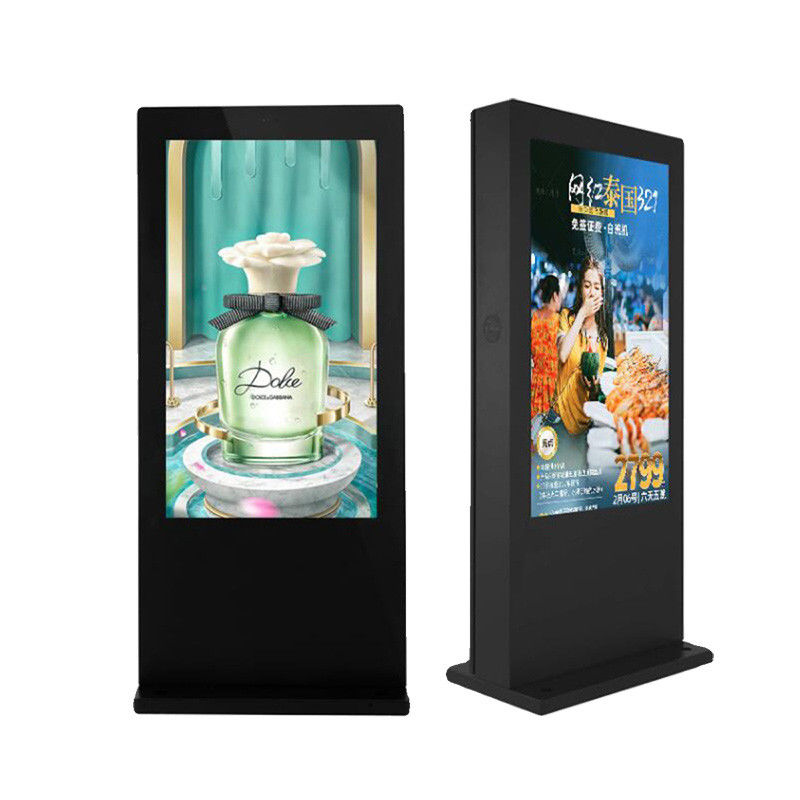 Pantalla de señalización digital 4K de 43 pulgadas en el suelo exterior con software OMC de publicidad para el aeropuerto Street Park